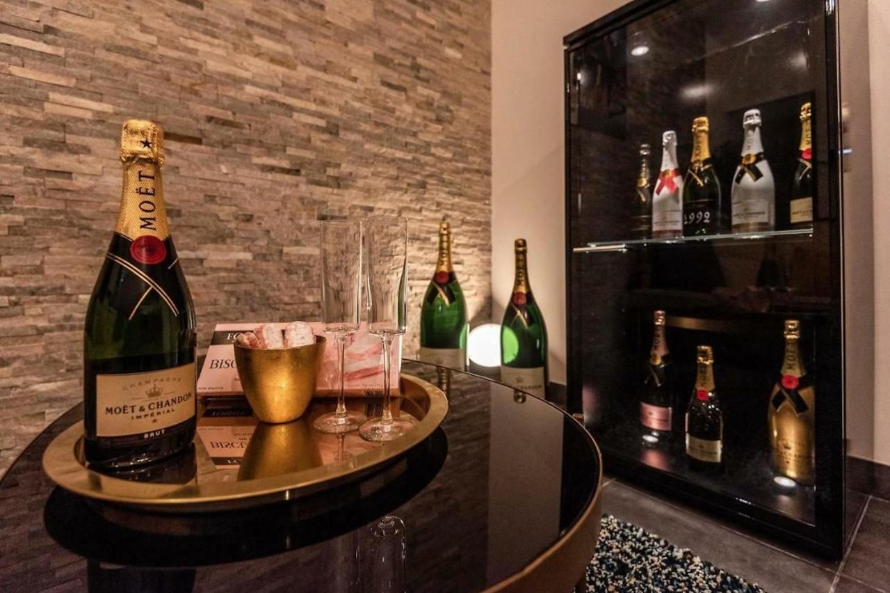 Champagne Therapie: Appartement Cosy Chic, Epernay Luaran gambar